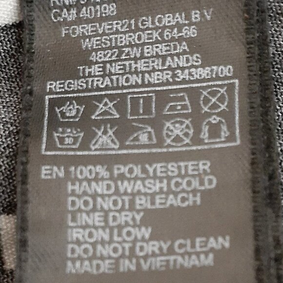 Forever 21 Pull-On Poly-Knit Ankle Pants; Black/White; Size Small - Picture 4 of 4